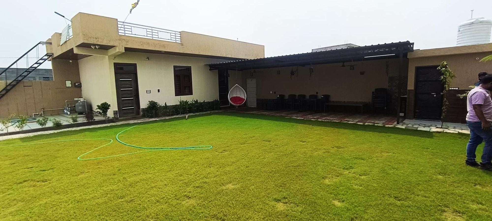 Suvarna Farm'S Hotell Wātka Exteriör bild